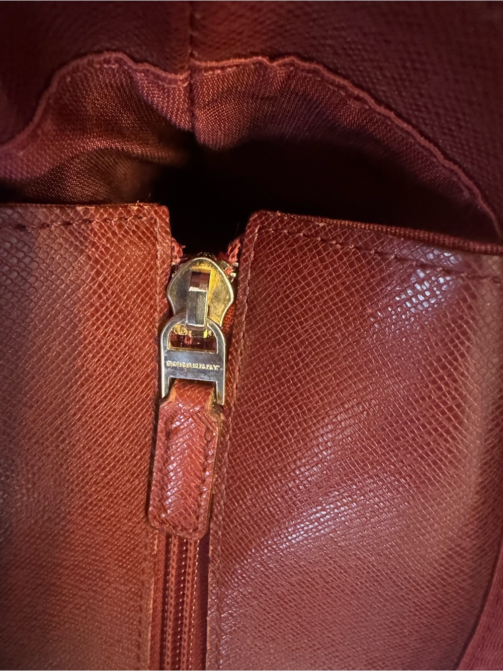 Burberry Beige Nova Check Tote with Burgundy Trim and Gold Hardware - Picture 3 of 14